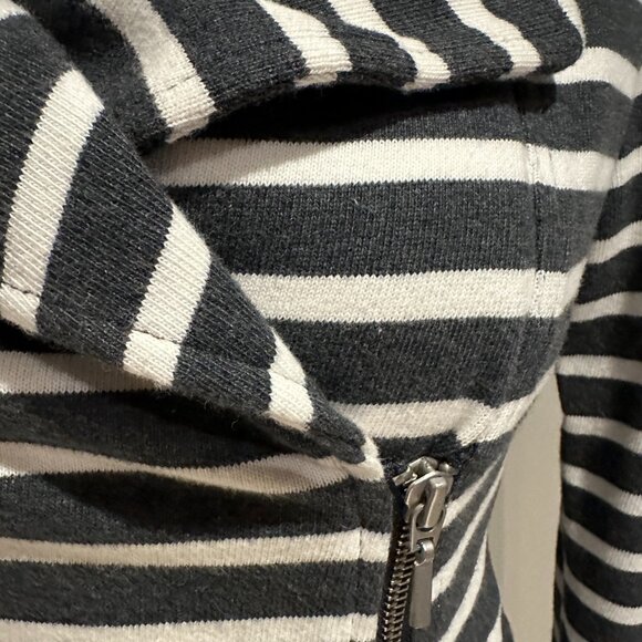 Gap Womens Grey and White Striped Blazer Jacket Size XS Work Wear - Picture 4 of 6